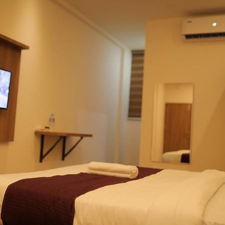 Hotel Hydepark Regency Palakkad Exterior foto